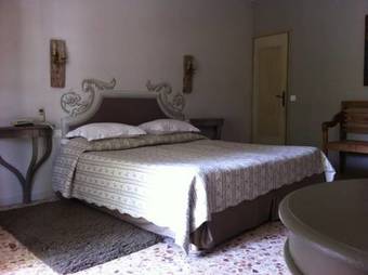 Hotel Sous Les Figuiers