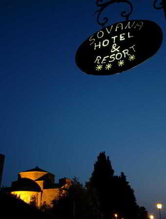 Sovana Hotel & Resort