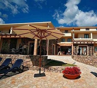 Hotel Villa Gustui Maris