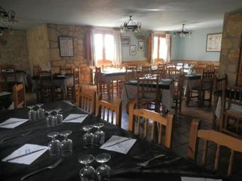 Hotel Hostal El Portalico