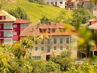 Hotel Villa De Cabrales