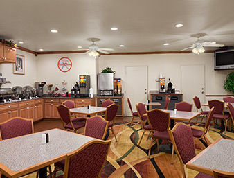 Hotel Howard Johnson Express Inn