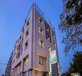 Hotel The Basil Park