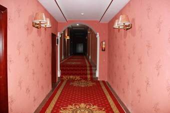 Firuz Hotel
