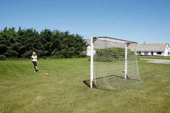 Ten-bedroom Holiday Home In L�kken