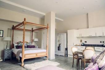 Apartamento Froyle Park