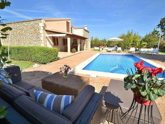 Cozy Mansion With Swimming Pool In Buger Majorca