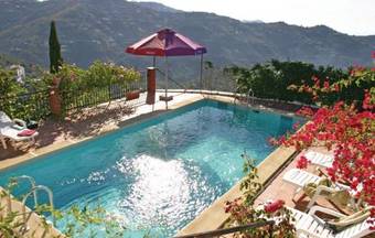 Three-bedroom Holiday Home Corumbela With Sea View 06