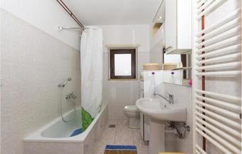 Three-bedroom Apartment Pula With A Fireplace 02