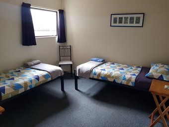 Albergue Hat Trick Lodge