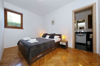 Be-bu-mar Apartments