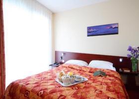 Hotel Kyriad Pau Centre