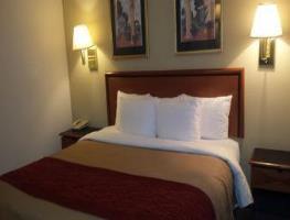 Hotel Comfort Inn & Suites Atlanta Airport South