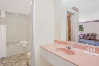 Hotel Days Inn Hardy