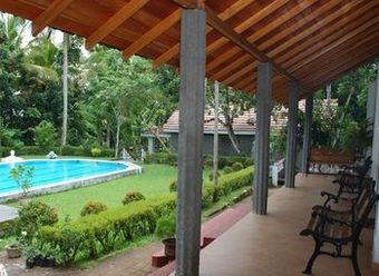 Villa The Bungalow At Pantiya Estate