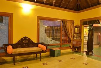 Hotel Hoysala Village Resort