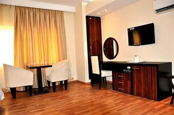 Southern Star Hotel And Towers