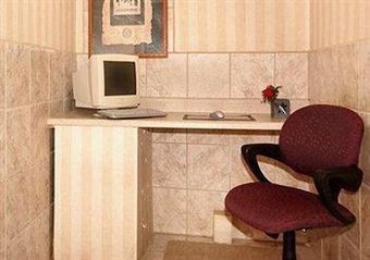 Hotel Econo Lodge West