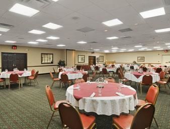 Hotel Ramada Perry Near Fairgrounds