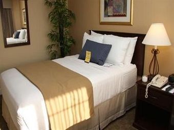 Chase Suite Hotel Brea