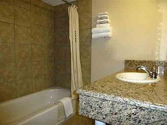 Grand Motor Inn, Hotel & Restaurant