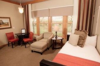 Hotel The Inns Of Geneva National