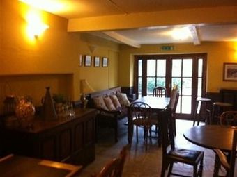 Hostal The Red Pump Inn