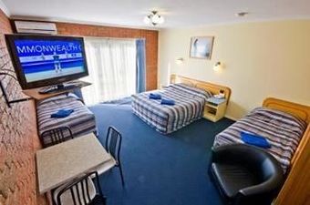 Torquay Tropicana Motel