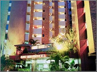 San Marino Su�te Hotel