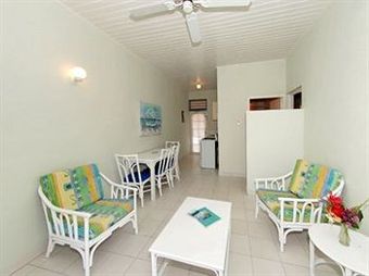 Dover Beach Hotel