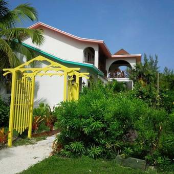 Hotel Unique Village