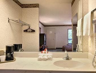 Hotel Super 8 Ruther Glen Kings Dominion Area