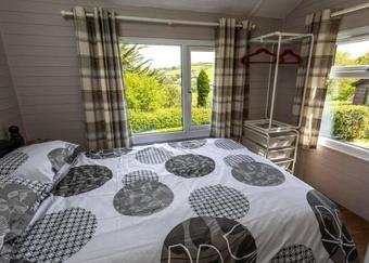 Grattons Cedar Lodges