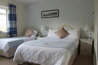 Bed & Breakfast Loughnagore House