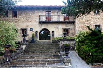 Pamplona El Toro Hotel & Spa