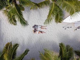 White Boutique Hotel And Residences