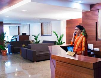 Hotel Rainbow Suites