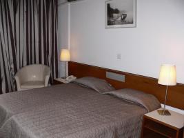 Hotel Apartments Petrou Bros