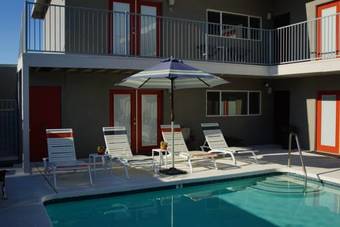 Posada Desert Hot Springs Inn