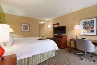Hotel Hampton Inn & Suites Fort Lauderdale Airport