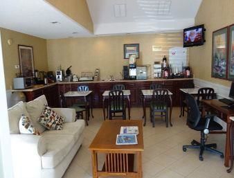 Hotel Super 8 Statesboro