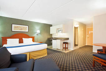 Hotel Quality Inn & Suites St. Charles
