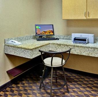 Hotel Holiday Inn Express Las Vegas-nellis