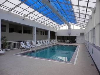 Hotel Watson's Regency Suites