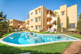 Apartamentos Playa Ferrera
