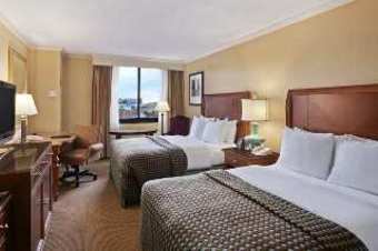 Hotel Doubletree By Hilton Cleveland East Beachwood