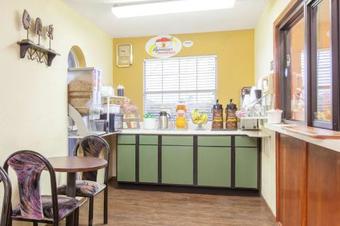 Motel Super 8 By Wyndham Muskogee