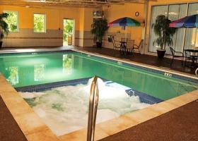 Hotel Comfort Inn & Suites