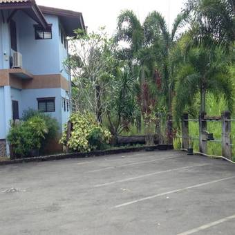 Hotel Baanrimnam Resort Trat
