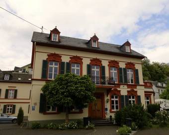 Romantik Hotel Villa Sayn